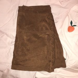 Brown suede skirt 🌟